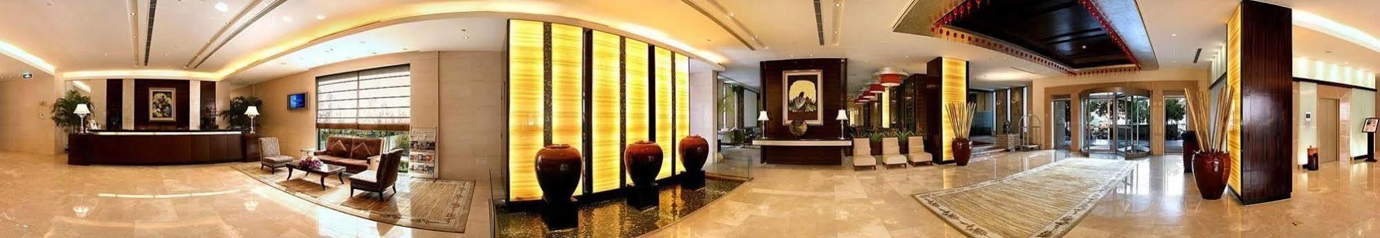 Haiyatt Hotel Шанхай Экстерьер фото